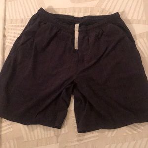 Lululemon men’s lined shorts size XL